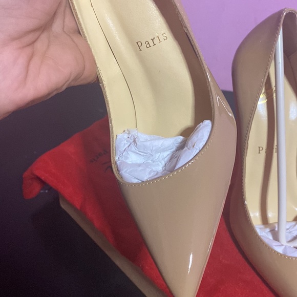 Christian Louboutin Pigalle Follies 100 Nude Patent Heels - Picture 9 of 13